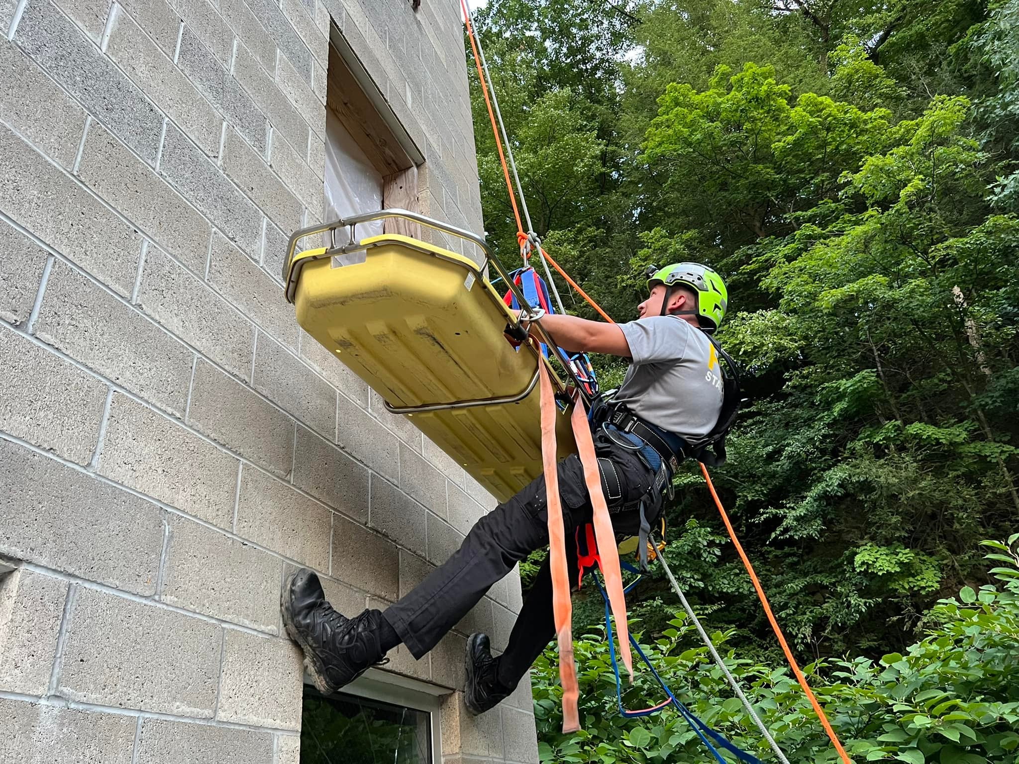 HIGH ANGLE ROPE RESCUE TRAINING - 7-26-22 – Undercliff VFC
